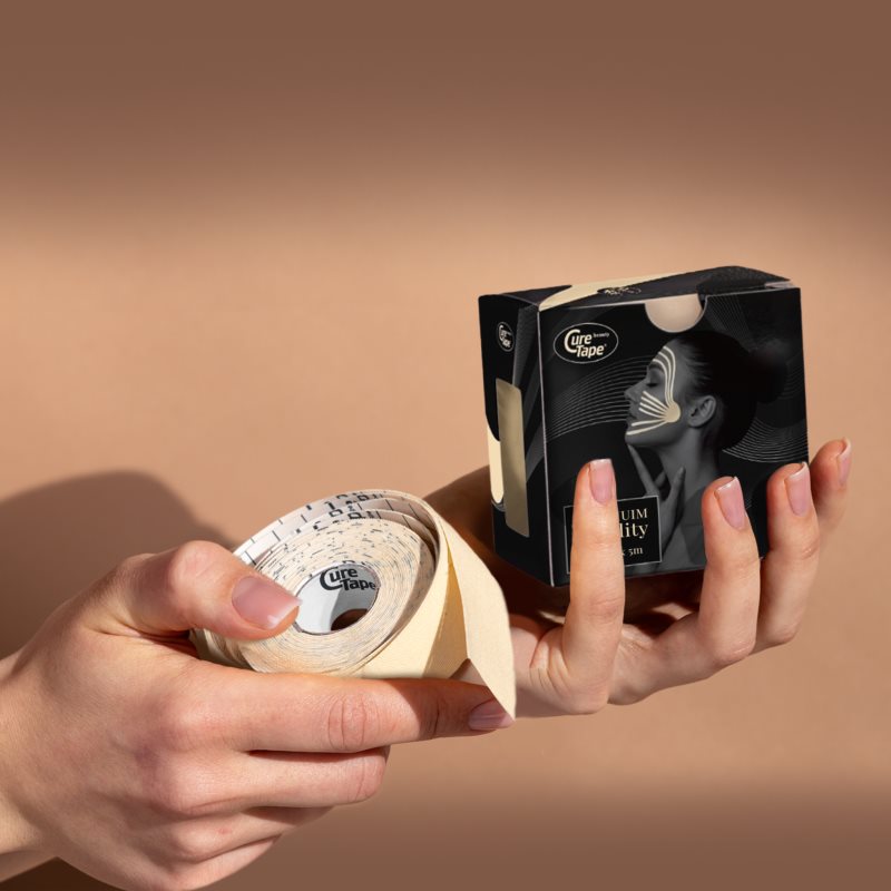 CureTape® Beauty fixační tejpovací páska na obličej šířka 2,5 cm 2x5 m (obrázek 3)