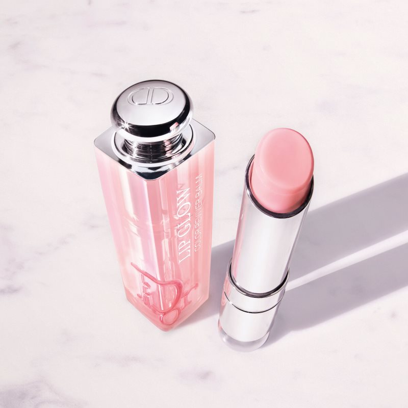 DIOR Dior Addict Lip Glow Natural Glow Custom Color Reviving Lip Balm - 24h* Hydration - 97%** Natural-origin Ingredients Shade 008 Ultra Pink 3,2 G