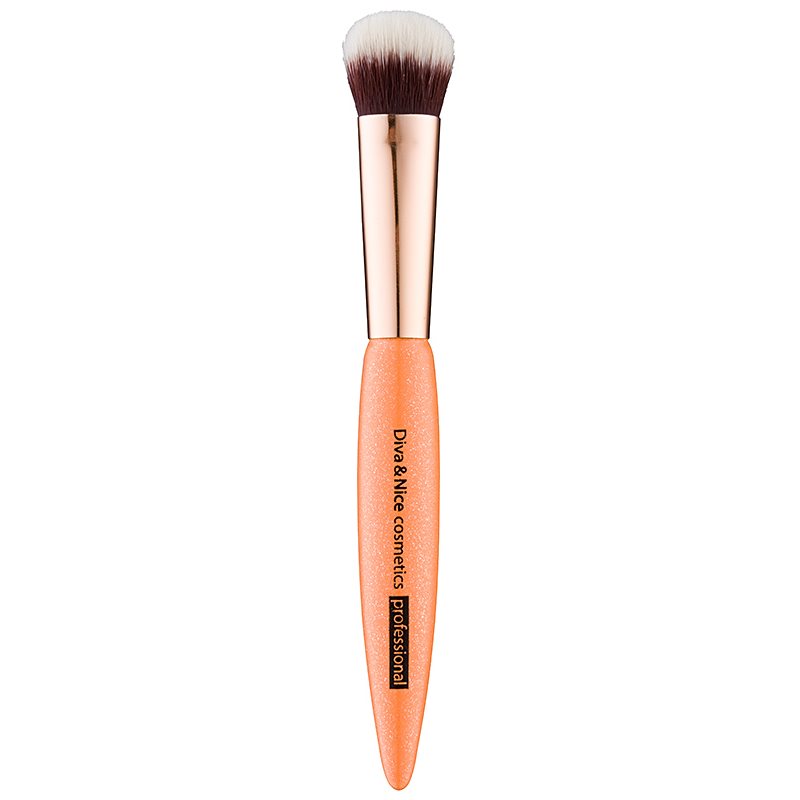 

Diva & Nice Cosmetics Professional пензлик для нанесення освітлювача MAX 530/06