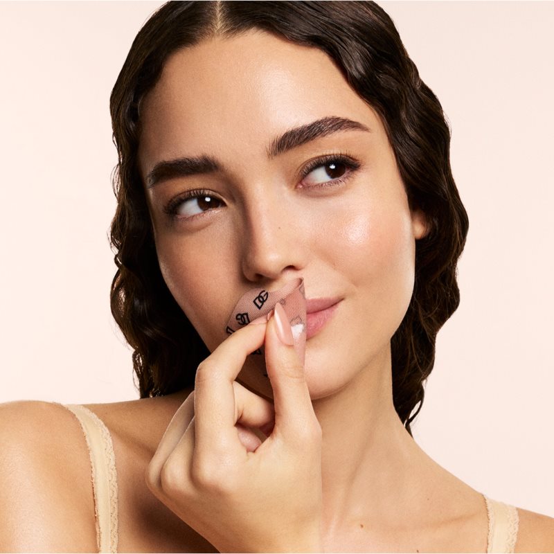 Dolce&Gabbana Fresh Skin Nouri-Kiss Petal Lip Patches hydrogelová maska na rty s vyživujícím účinkem 5x2.1 g (obrázek 5)