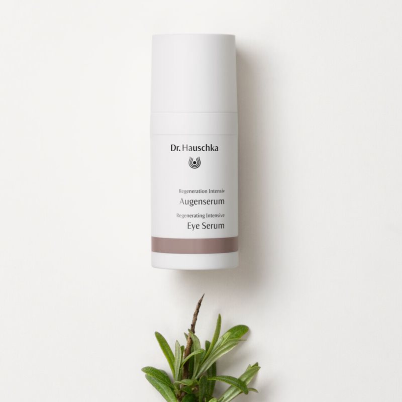 Dr. Hauschka Regeneration Intensive očné sérum s regeneračným účinkom 15 ml