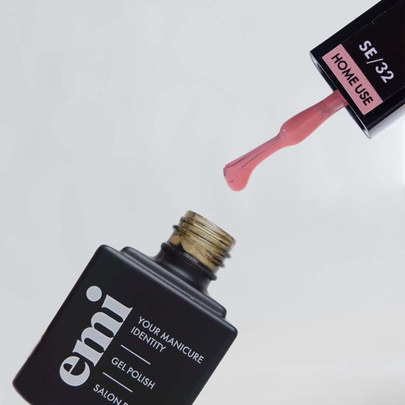 Emi E.Milac Salon Effect гелевий лак для нігтів з використанням УФ/ЛЕД лампи кілька відтінків #32 9 мл