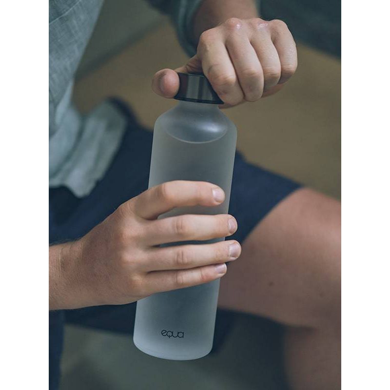 Equa Mismatch скляна пляшка для води колір Velvet Black 750 мл