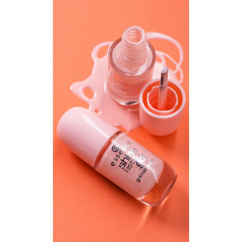 Essence Shine Last & Go! gel nail polish shade 05 Sweet As Candy 8 ml