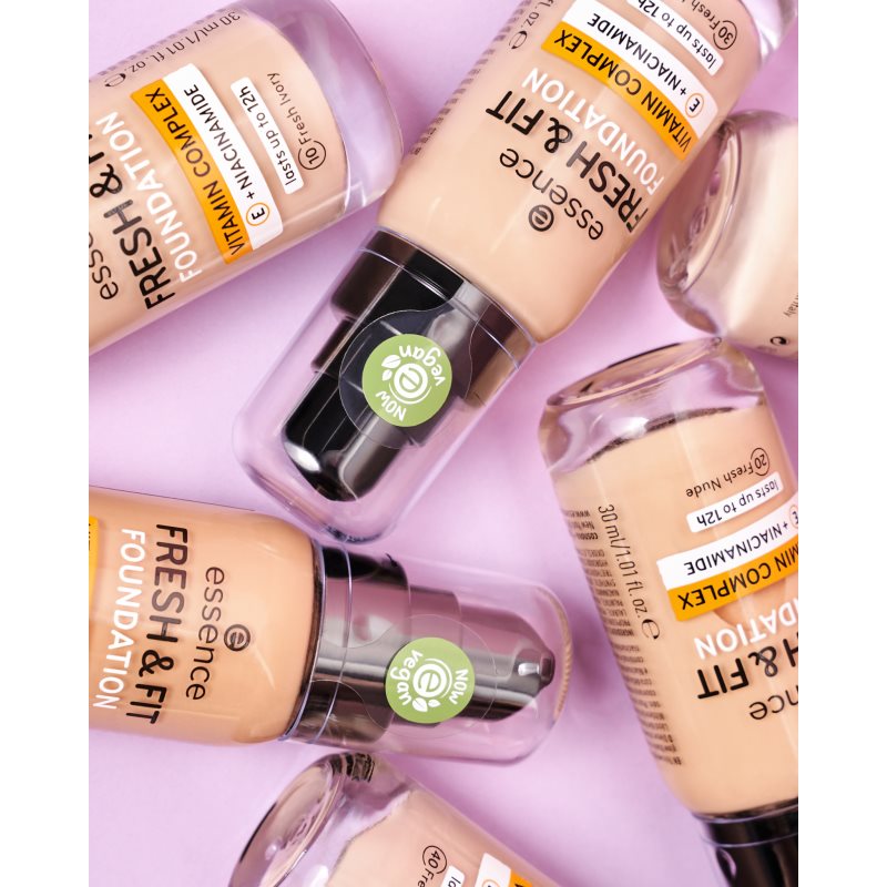 Essence Fresh & Fit тональний крем відтінок 20 Fresh Nude 30 мл