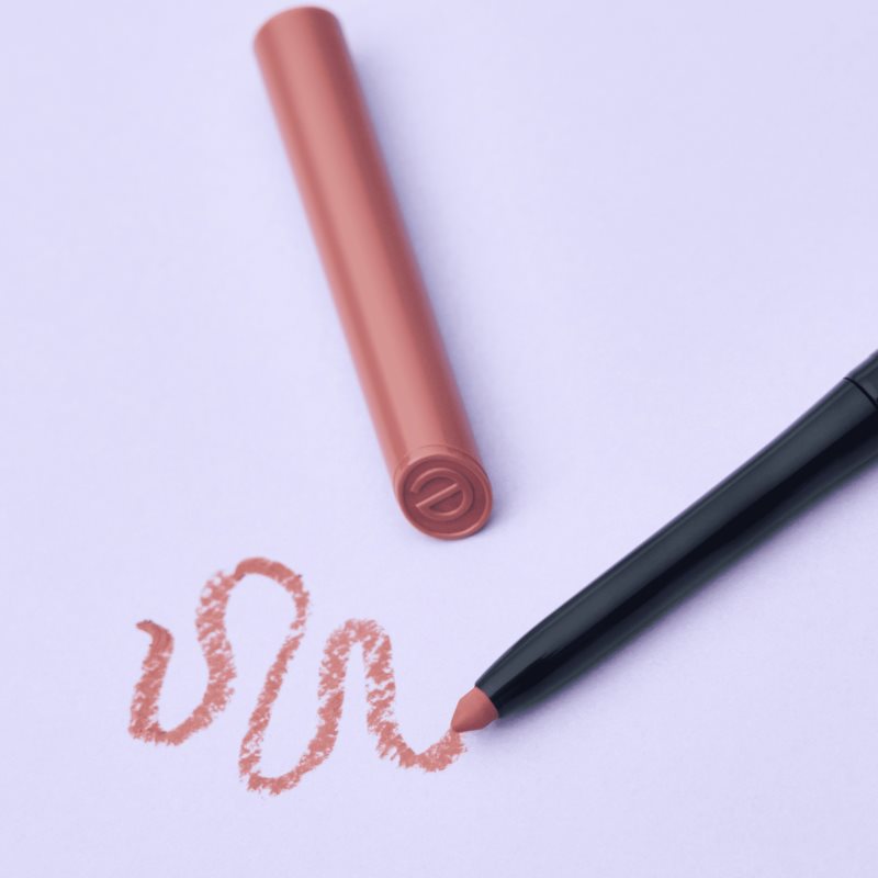 essence 8h Matte Comfort matná tužka na rty s ořezávátkem odstín 04 Rosy Nude 0,3 g (obrázek 6)