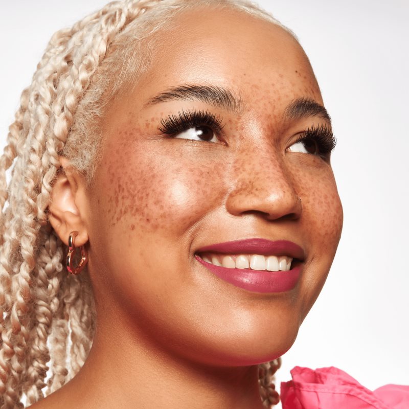 Essence LASHES TO IMPRESS False Eyelashes With Glue 8 Pc