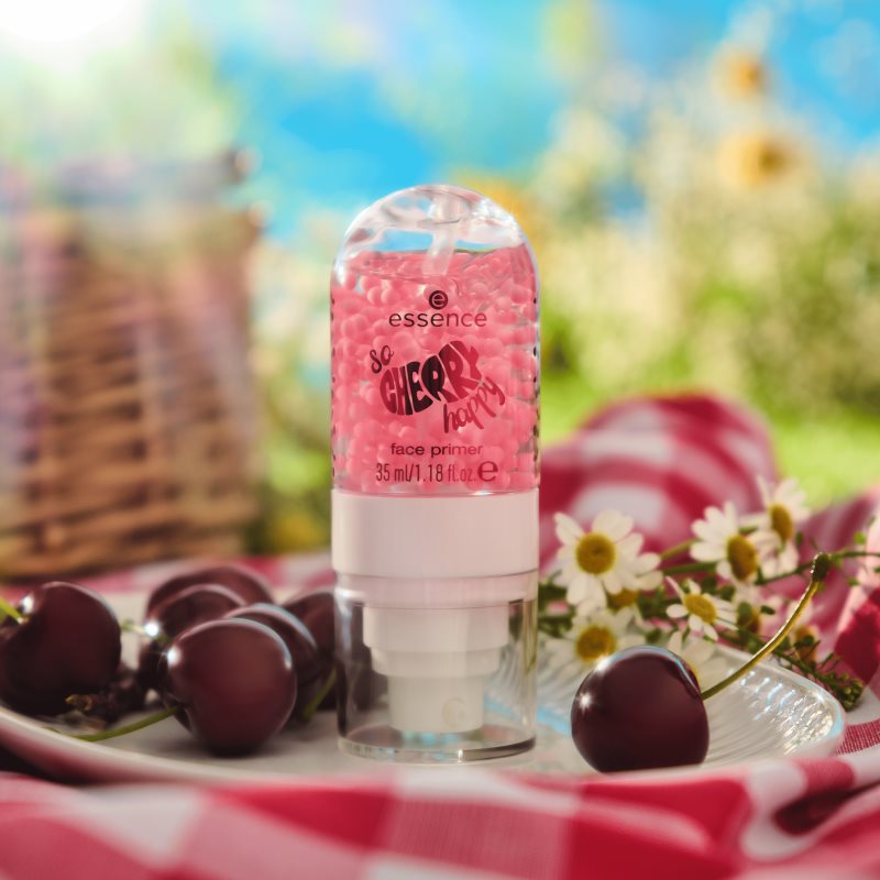 essence SO CHERRY happy Egységesítő sminkalap 01 In My Cherry Era 35 ml termék 2. képe