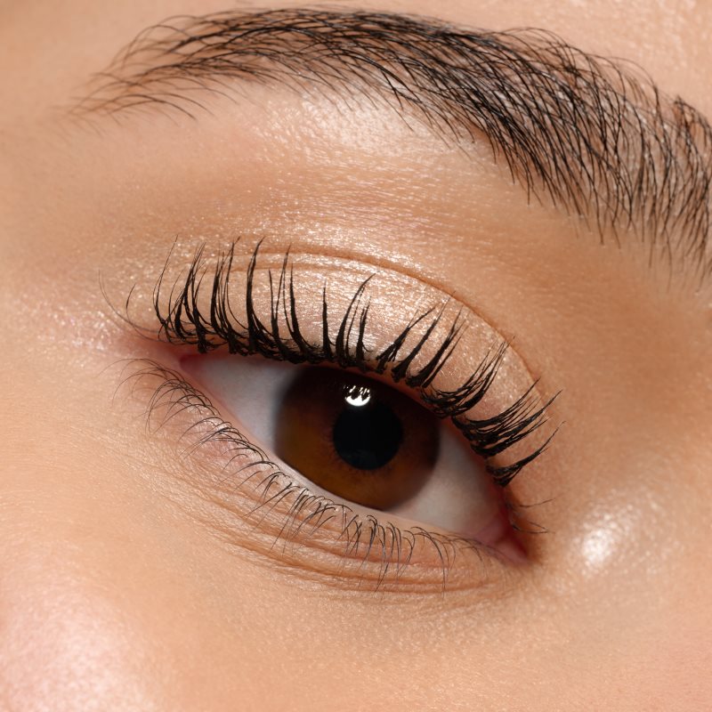 essence mono pearly třpytivé oční stíny odstín 2 g (obrázek 6)