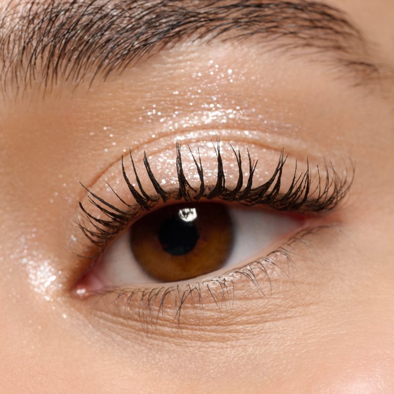 essence mono glitter trblietavé očné tiene odtieň 01 Frosted Shine 2 g (obrázok 5)