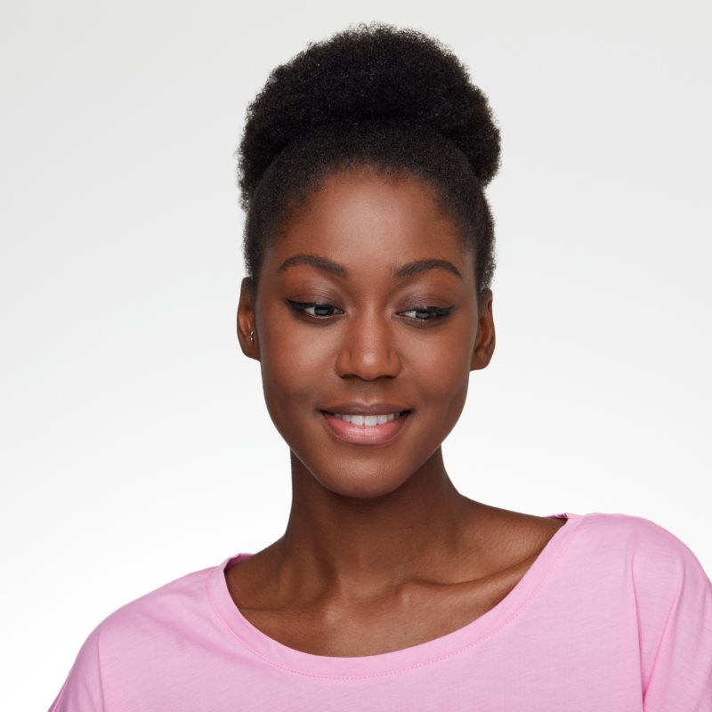 Essence Eyeliner Pen Eyeliner Feutre Longue Tenue Teinte 01 1 Ml