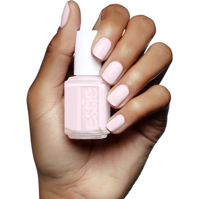 Essie Nails Nail Polish Shade 513 Sheer Luck 13,5 Ml