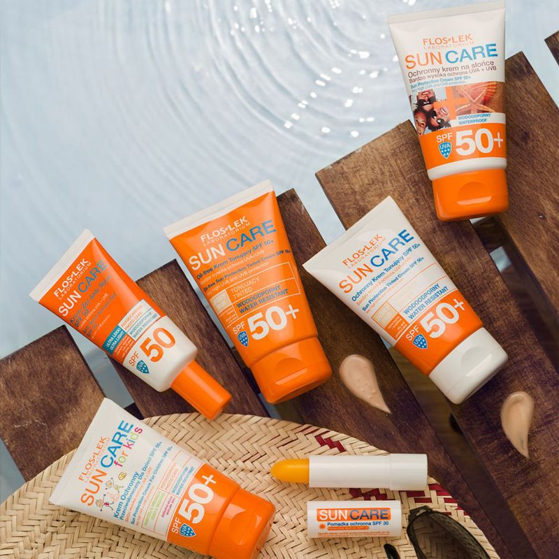 FlosLek Laboratorium Sun Care Derma Crème Teintée Protectrice Pour Peaux Grasses Et Mixtes SPF 50+ 50 Ml