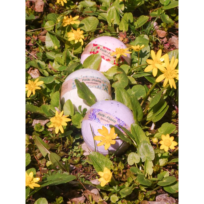 Folk & Flora Lavender Badebombe mit beruhigender Wirkung 130 g (Bild 7)