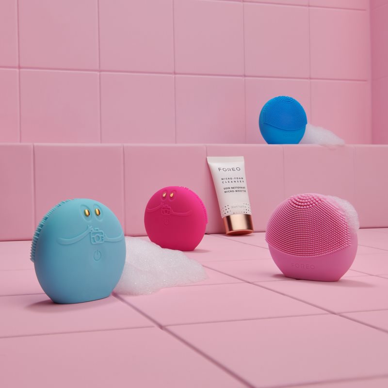 FOREO Luna™ Play Smart 2 очисна смарт-щітка для всіх типів шкіри Cherry Up