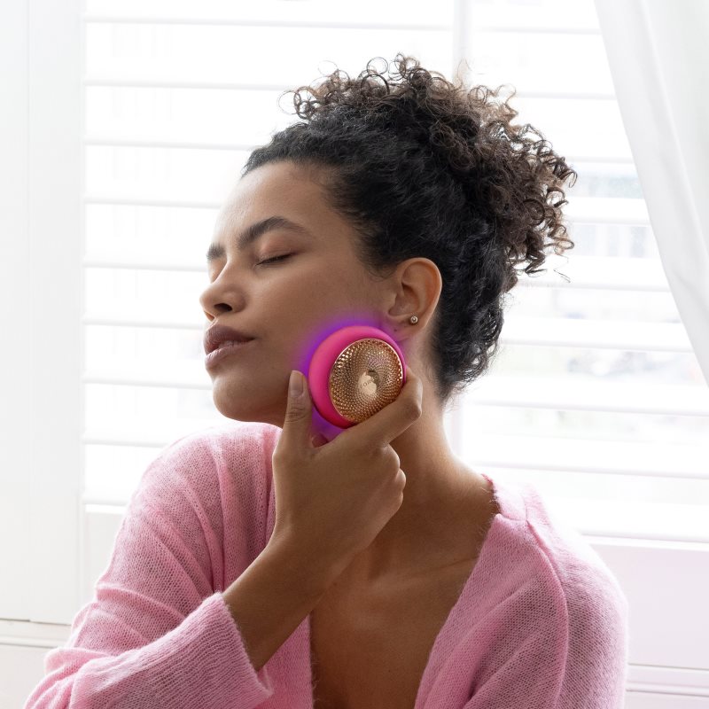 FOREO UFO™ 3 5-in-1 Sonic Device To Accelerate The Effects Of Facial Masks Fuchsia 1 Pc