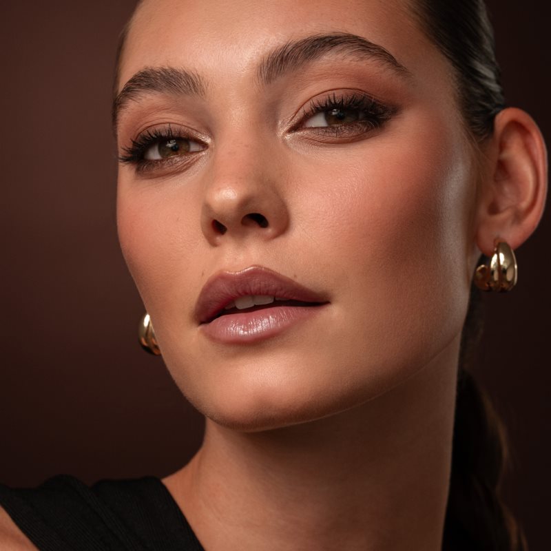 Gabriella Salvete Eyeshadow Goddess krémové oční stíny v tužce odstín Matte 02 Tawny 1.3 g (obrázek 4)