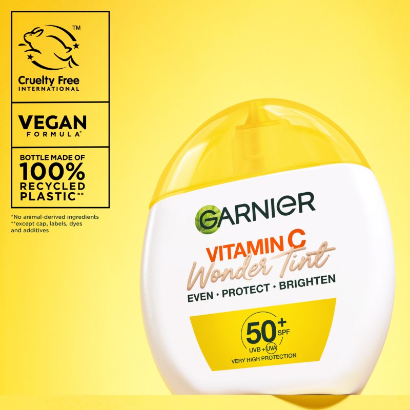 Garnier Vitamin C Wonder Tint ľahký tónovací fluid SPF 50+ odtieň Light 40 ml