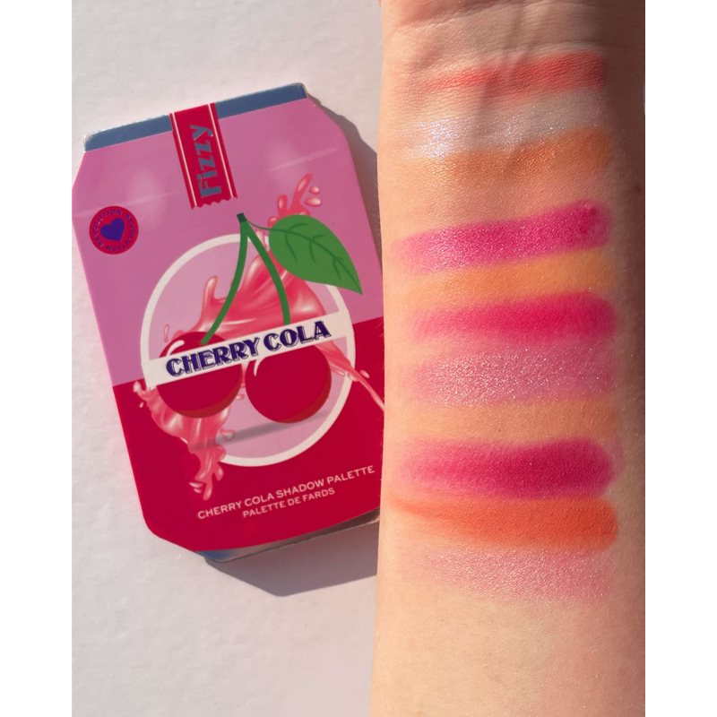 I Heart Revolution Fruity Cherry Cola Eyeshadow Palette 6 G