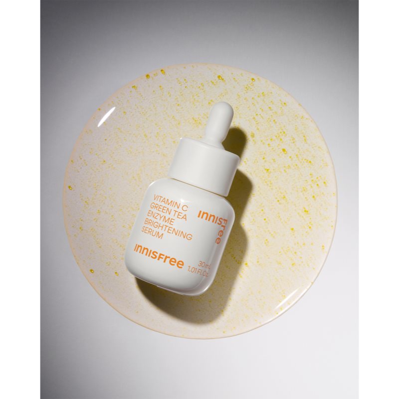 innisfree Green Tea Enzyme Vitamin C Brightening Serum rozjasňujúce sérum s vitamínom C pre zjednotenie farebného tónu pleti 30 ml (obrázok 5)