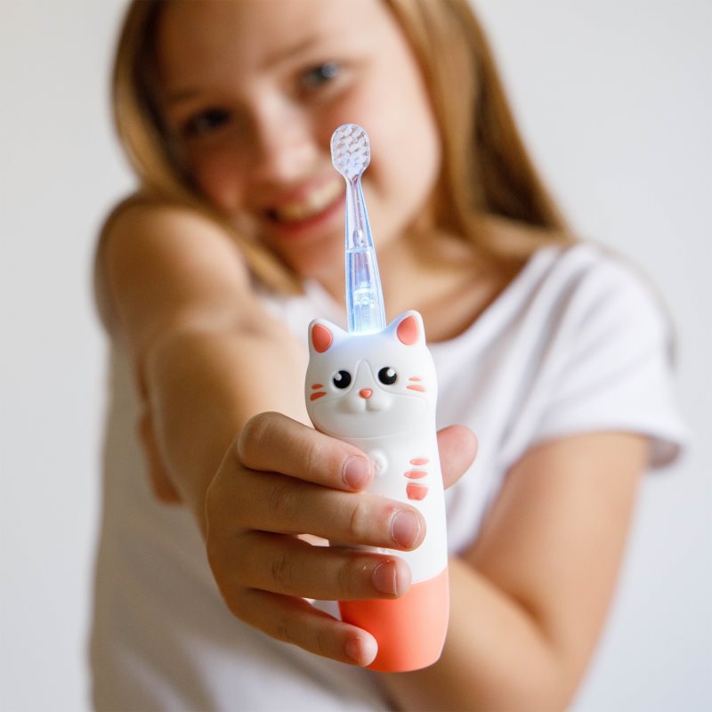 innoGIO GIOcat sonický zubní kartáček pro děti White 1 ks (obrázek 3)