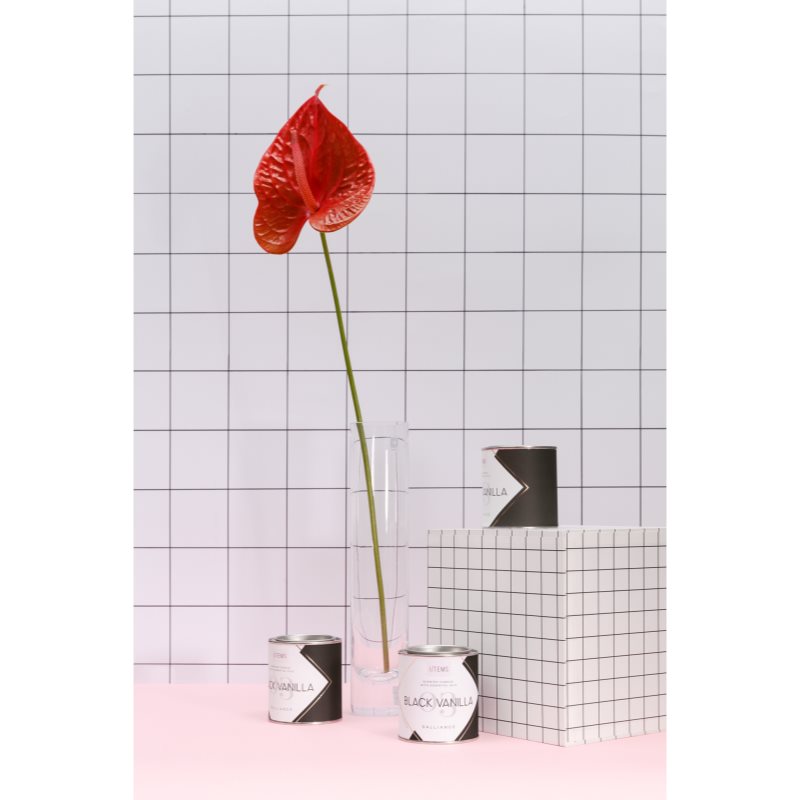 I/TEMS Essential 03 / Black Vanilla Aроматична свічка 200 гр