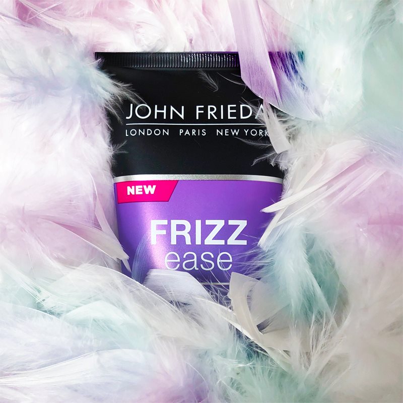 John Frieda Frizz Ease Weightless Wonder шампунь для розгладження волосся для неслухняного та кучерявого волосся 250 мл