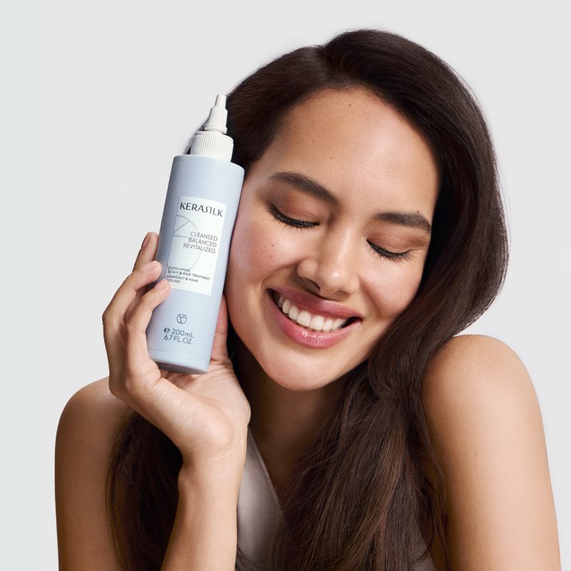 KERASILK Specialists Exfoliating Scalp & Hair Treatment Feuchtigkeitspflege zur Nutzuung vor der Haarwäsche mit Peeling-Effekt 200 ml (Bild 8)