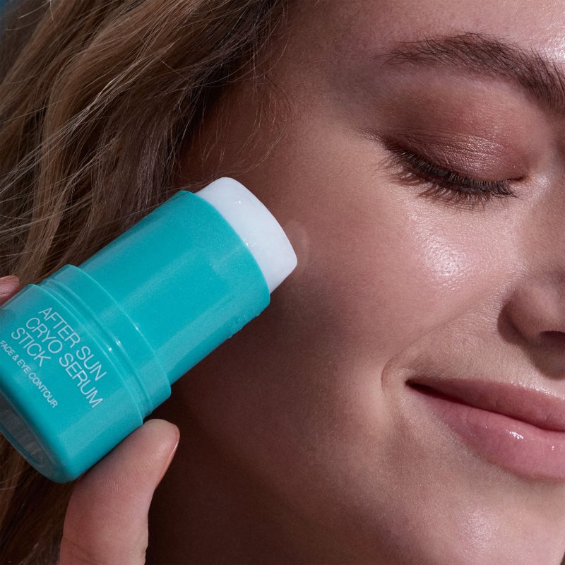 KIKO Milano After Sun Cryo Serum Stick erfrischendes und feuchtigkeitsspendendes Serum für das Gesicht in der Form eines Stiftes 15 ml (Bild 4)