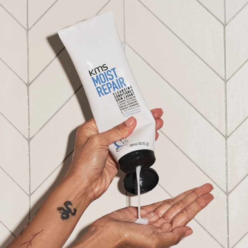 KMS Moist Repair Cleansing Conditioner čisticí kondicionér s hydratačním účinkem 275 ml (obrázek 6)