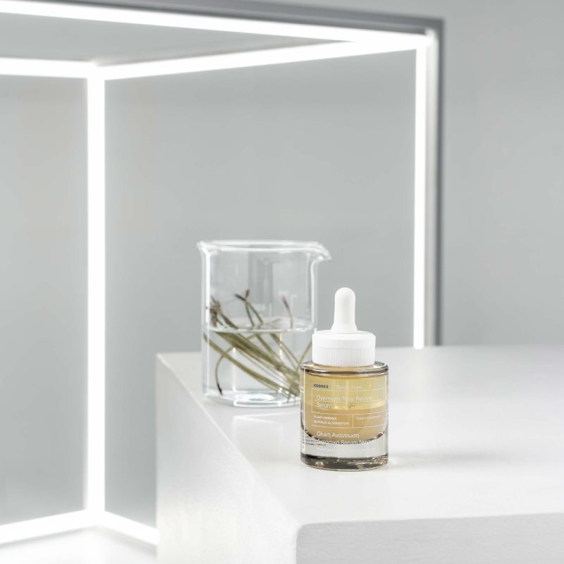 Korres Black Pine verjüngendes Zweiphasenserum für die Nacht 30 ml