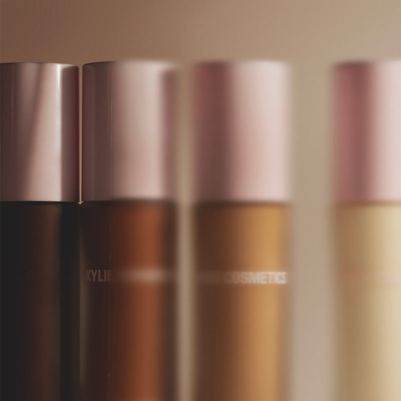 Kylie Cosmetics Kylie Jenner Liquid Foundation тональний крем відтінок Tan 7.5 C 30 мл