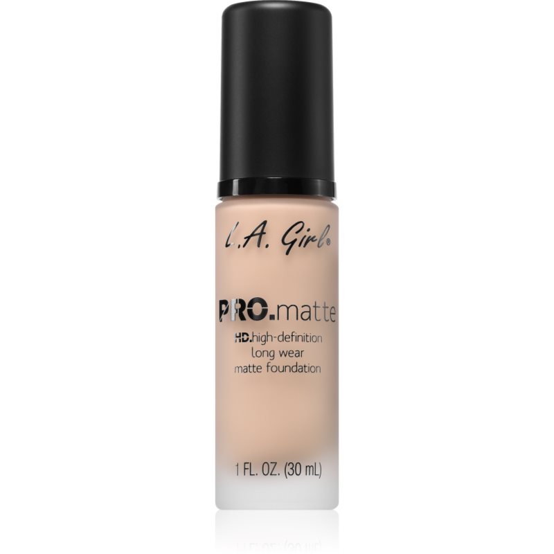 L.A. Girl Cosmetics PRO. Matte HD dlouhotrvající make-up s matným efektem odstín Natural 30 ml