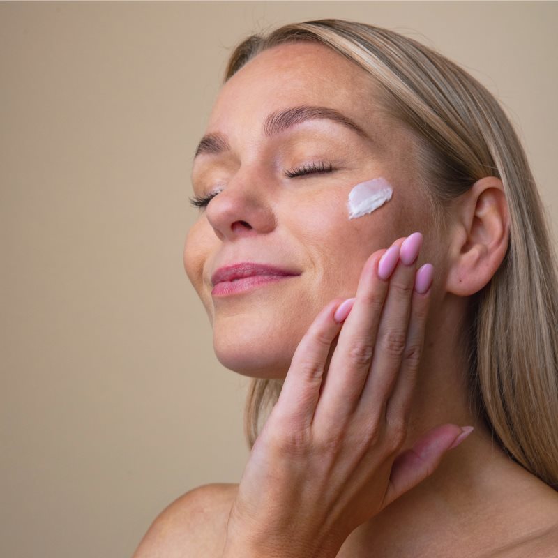 Lobey Skin Care Daily Protection Facial Cream denný ochranný krém 50 ml (obrázok 3)