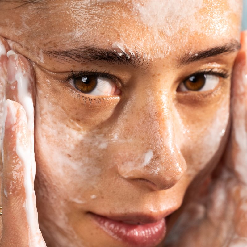 Lumene Nordic-C [VALO] jemný mycí gel s exfoliačním účinkem 150 ml (obrázek 6)