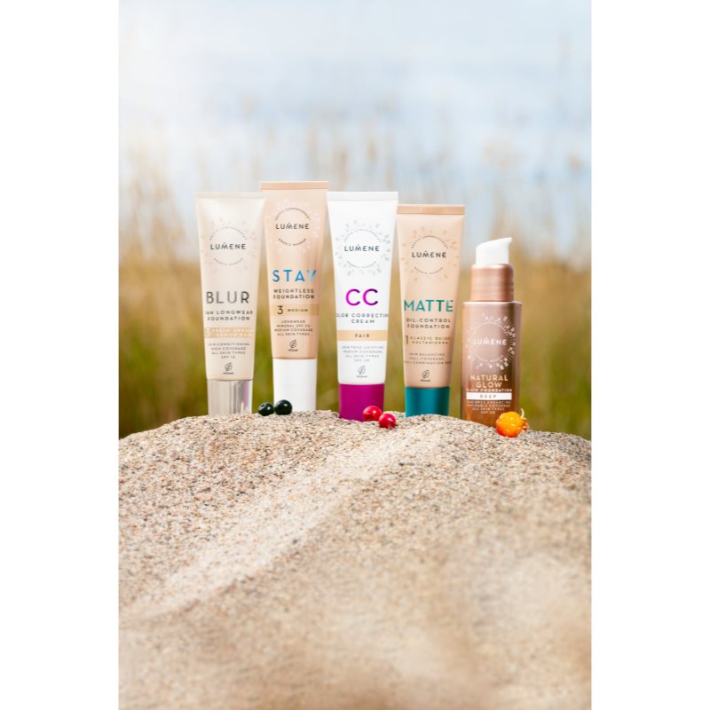 Lumene Stay Weightless fondotinta liquido con finish matte SPF 30 colore 4 Tan 30 ml - 2