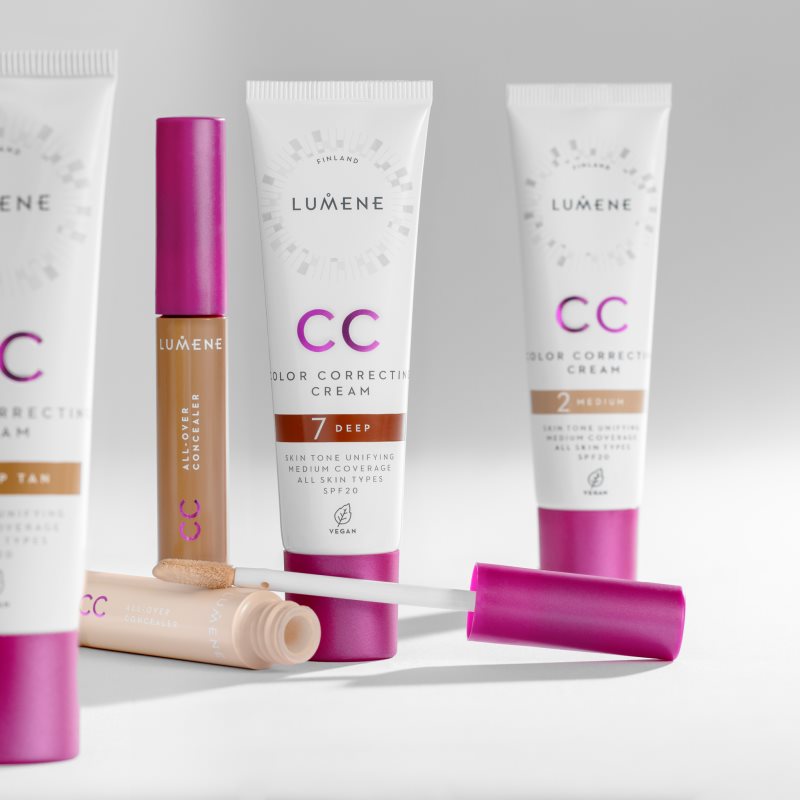 Lumene CC Color Correcting Cream CC krém pro jednotný tón pleti SPF 20 odstín 5.5 (Cool) 30 ml (obrázek 5)