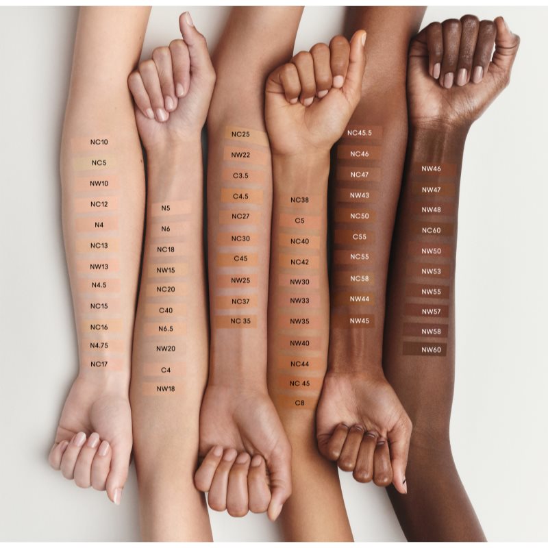

MAC Cosmetics Studio Fix Fluid матуючий тональний крем SPF 15 відтінок NC15
