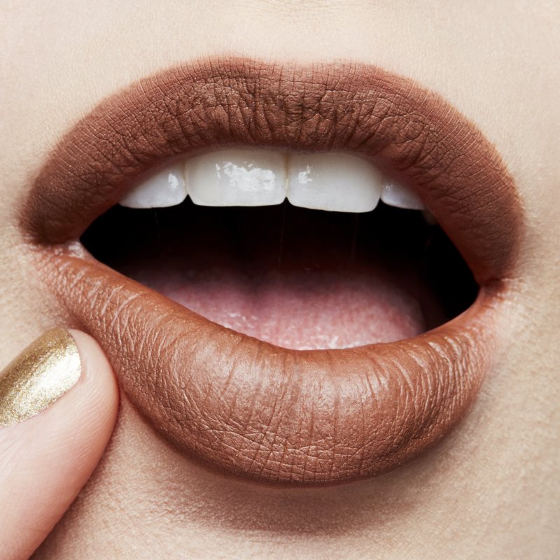 MAC Cosmetics  Matte Lipstick помада з матуючим ефектом відтінок Derrière 3 гр