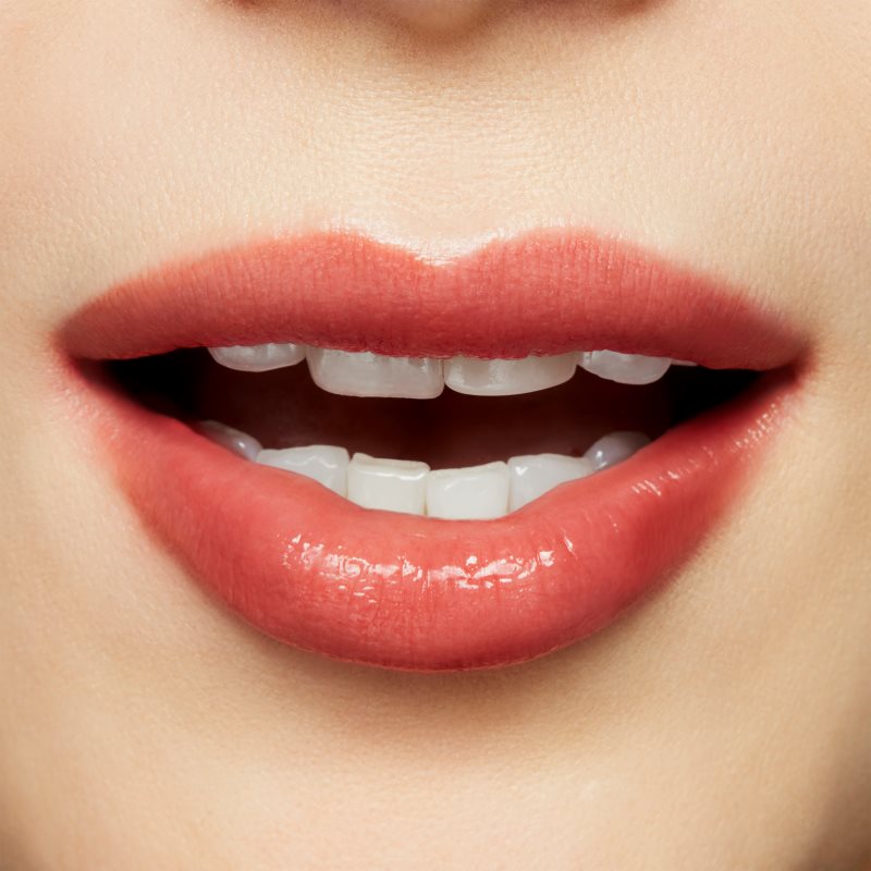 MAC Cosmetics Glow Play Lip Balm поживний бальзам для губ відтінок That Tickles 3,6 гр