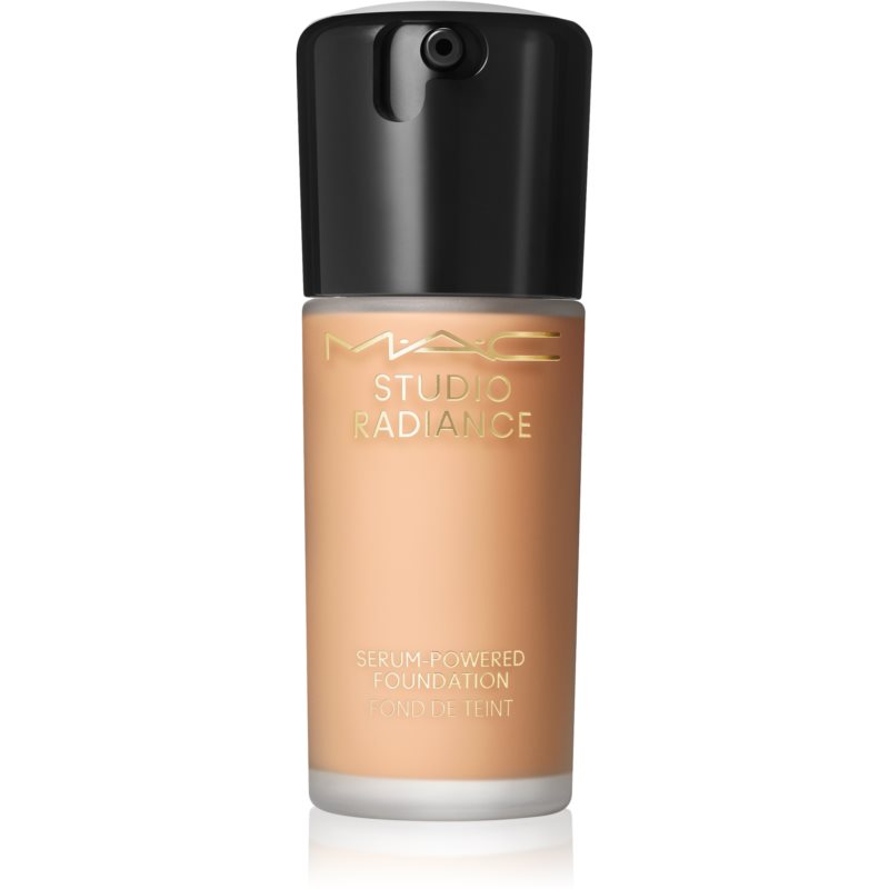 MAC Cosmetics Studio Radiance Serum-Powered Foundation Hydratisierendes Make Up Farbton NW22 30 ml