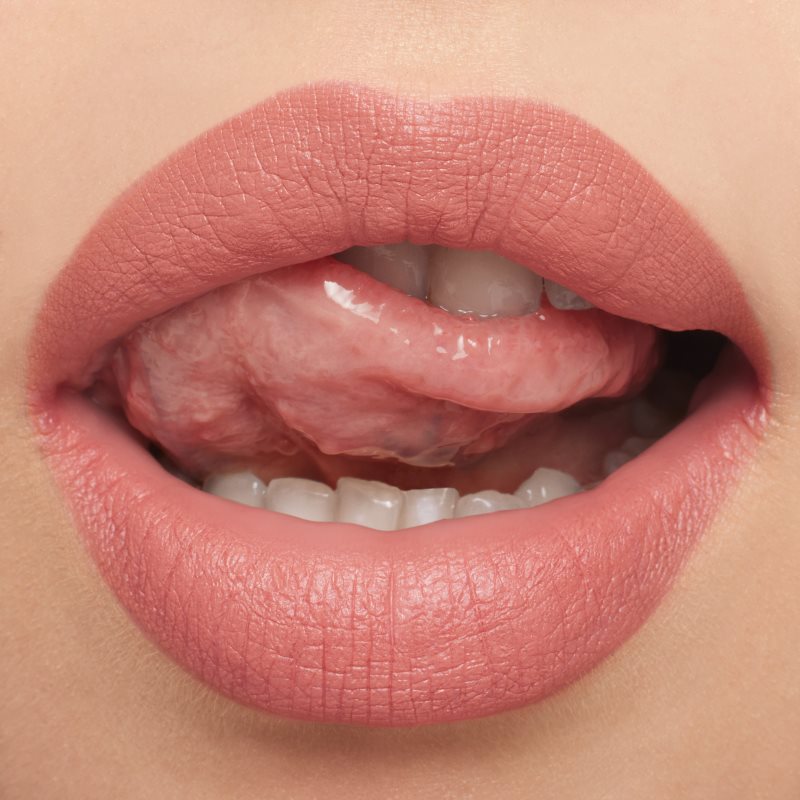 MAC Cosmetics MACximal Silky Matte Lipstick matte lipstick shade Kinda Sexy 3,5 g