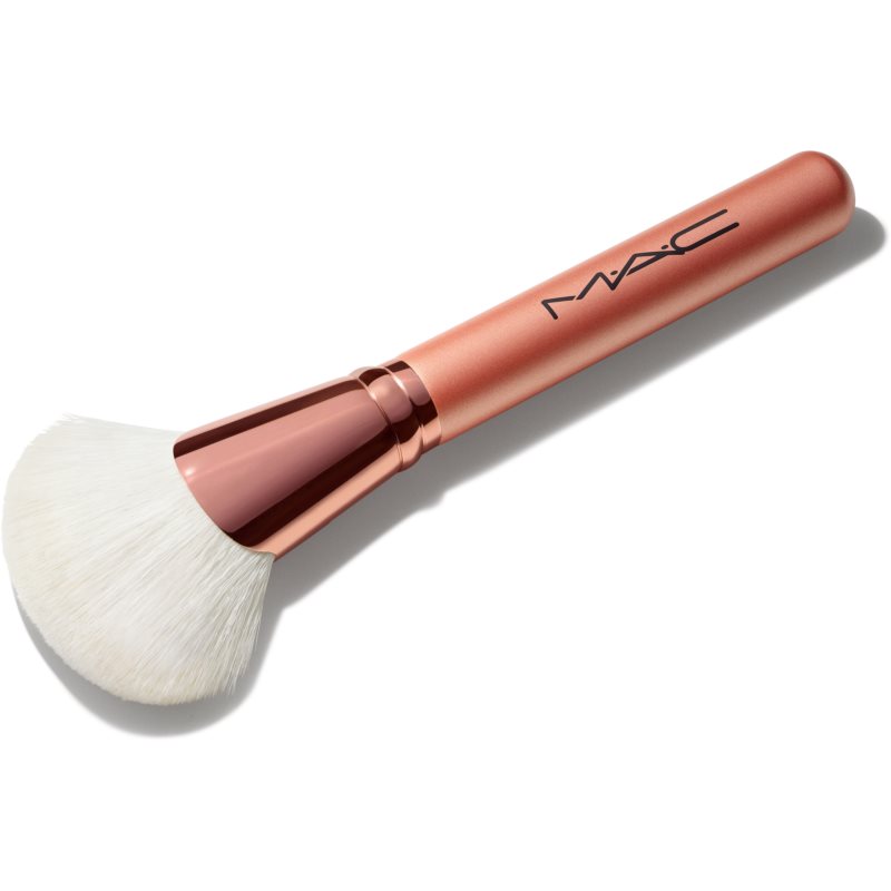 MAC Cosmetics 143S Bronzer Fan Brush Bronzer Brush 1 Pc