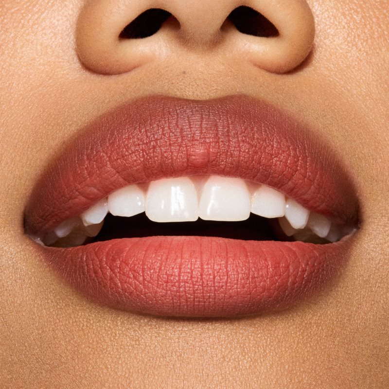 MAC Cosmetics Powder Kiss Hazy Matte matná rtěnka odstín Devoted To Chili 3.5 g (obrázek 5)