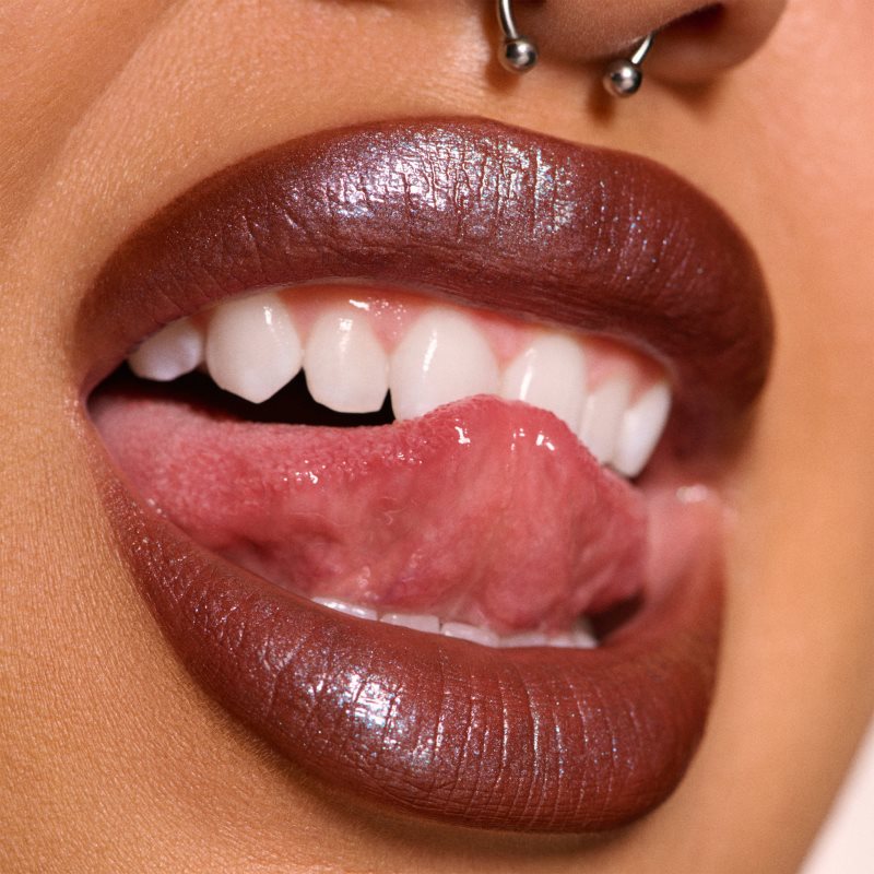 MAC Cosmetics Dazzlelips Crayon třpytivá rtěnka v tužce odstín Cosmic Plum 1.5 g (obrázek 5)
