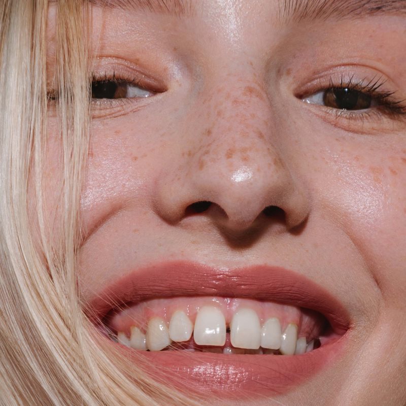 Mádara VELVET WEAR Rouge à Lèvres Mat Teinte #36 Aura 3,8 G