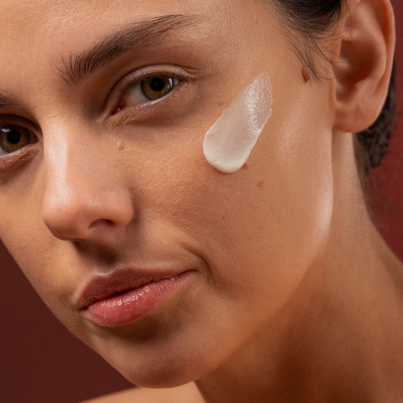 Mádara DERMA COLLAGEN нічний крем для шкіри обличчя 15 мл