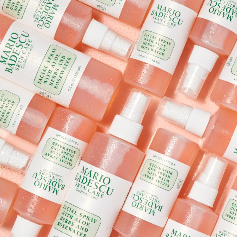 Mario Badescu Facial Spray with Aloe, Herbs and Rosewater spray tonificante per il viso illuminante e idratante 236 ml