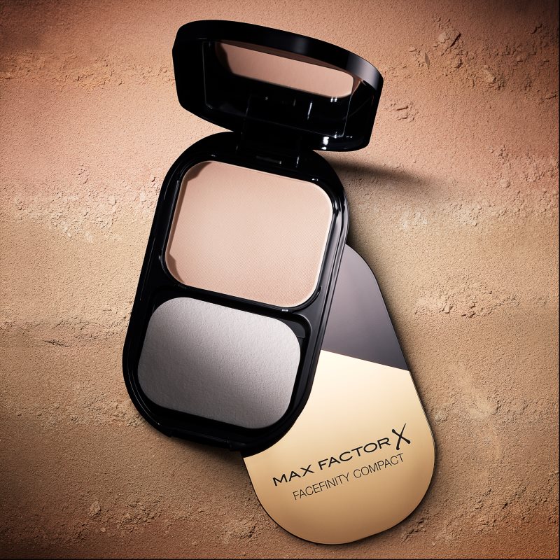 Max Factor Facefinity Compact Foundation SPF 20 Shade 40 Creamy Ivory 10 G