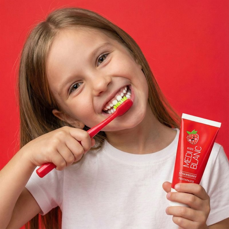 MEDIBLANC Toothpaste KIDS detská zubná pasta Strawberry 50 ml (obrázok 5)